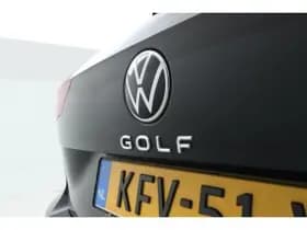 Volkswagen Golf thumbnail 44