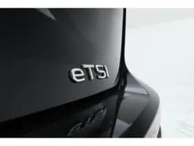 Volkswagen Golf thumbnail 9