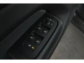 Volvo XC60 thumbnail 15