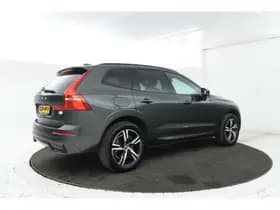 Volvo XC60 thumbnail 3