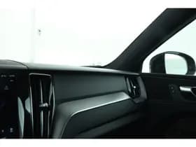 Volvo XC60 thumbnail 34