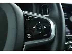 Volvo XC60 thumbnail 18