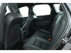 Volvo XC60 thumbnail 30