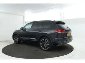 Volkswagen Touareg thumbnail 2