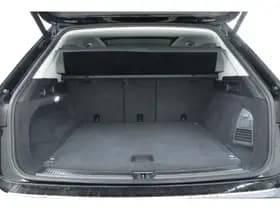 Volkswagen Touareg thumbnail 14