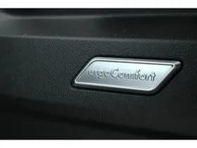 Volkswagen Touareg thumbnail 18