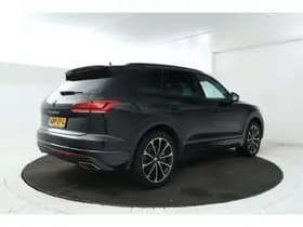 Volkswagen Touareg thumbnail 3