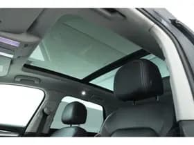 Volkswagen Touareg thumbnail 23