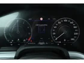 Volkswagen Touareg thumbnail 26