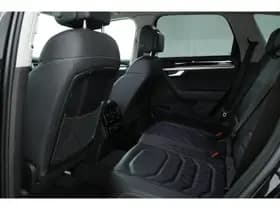 Volkswagen Touareg thumbnail 43