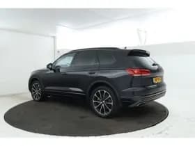 Volkswagen Touareg thumbnail 47