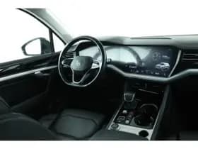 Volkswagen Touareg thumbnail 61