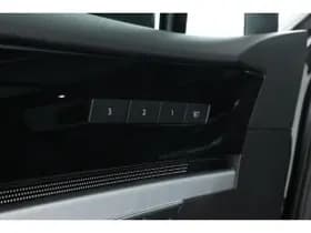 Volkswagen Touareg thumbnail 66