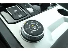 Volkswagen Touareg thumbnail 86