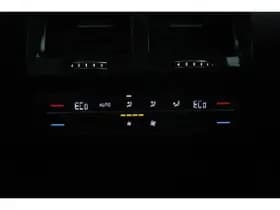 Volkswagen Touareg thumbnail 89