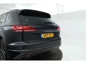 Volkswagen Touareg thumbnail 10