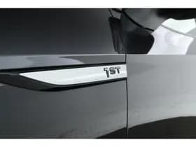 Volkswagen ID.4 thumbnail 8