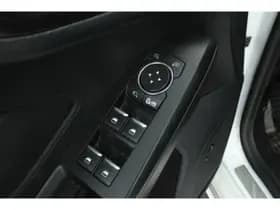Ford Focus thumbnail 13