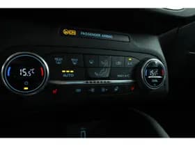 Ford Focus thumbnail 30