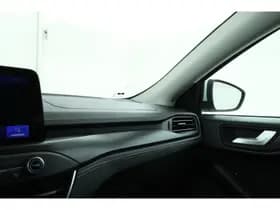 Ford Focus thumbnail 33