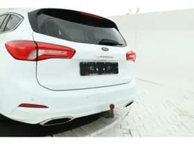 Ford Focus thumbnail 8