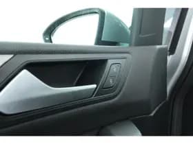 Volkswagen Touran thumbnail 11
