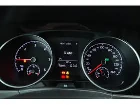 Volkswagen Touran thumbnail 16