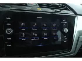 Volkswagen Touran thumbnail 22
