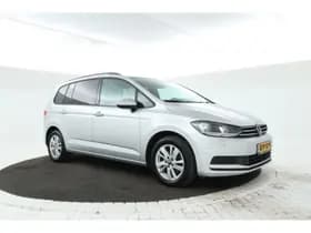 Volkswagen Touran thumbnail 4