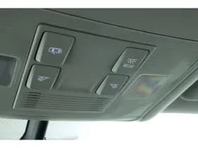 Volkswagen Touran thumbnail 31