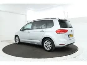 Volkswagen Touran thumbnail 35