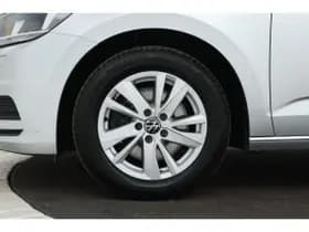 Volkswagen Touran thumbnail 39