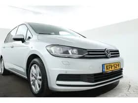 Volkswagen Touran thumbnail 5