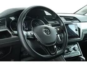 Volkswagen Touran thumbnail 42