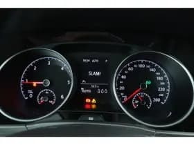 Volkswagen Touran thumbnail 49