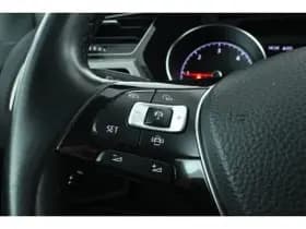 Volkswagen Touran thumbnail 50