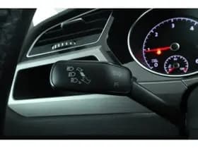 Volkswagen Touran thumbnail 52