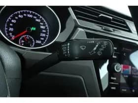 Volkswagen Touran thumbnail 53
