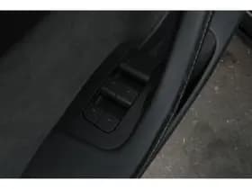 Tesla Model 3 thumbnail 11