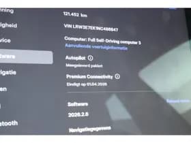 Tesla Model 3 thumbnail 19