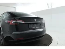 Tesla Model 3 thumbnail 29