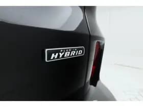 Ford Kuga thumbnail 51
