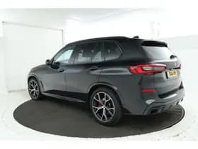 BMW X5 thumbnail 2