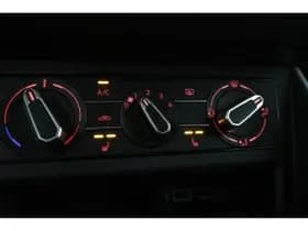 Volkswagen Polo thumbnail 63