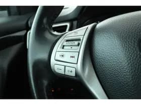 Nissan Qashqai thumbnail 14