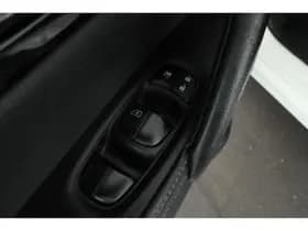 Nissan Qashqai thumbnail 34