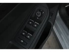 Volkswagen Golf thumbnail 11
