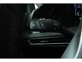 Volkswagen Golf thumbnail 16