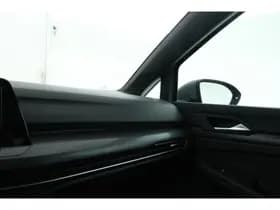 Volkswagen Golf thumbnail 34