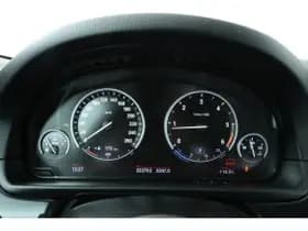 BMW 5-Serie thumbnail 43